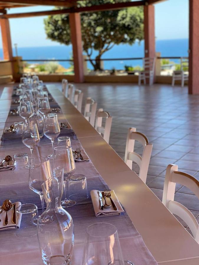 Hotel Trinita Dei Corsari トッレ・デイ・コルサリ エクステリア 写真